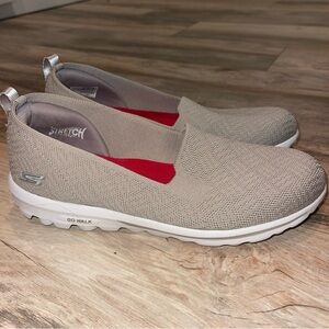Skechers Go Walk Joy Taupe Womens Size 10 Slip-On Shoes Performance Comfort EUC